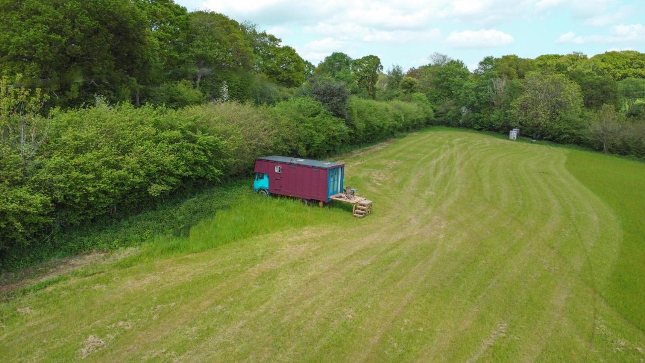 Quirky Vintage Horsebox Conversion With Stunning Views Of Ardingly Reservoir Balcombe Luaran gambar